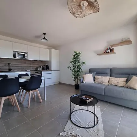 Ensoleille, Wifi-clim-gare-terrasse Apartament Narbona