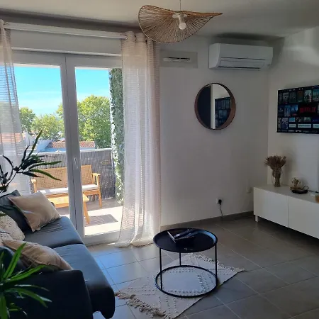 شقة Ensoleille, Wifi-clim-gare-terrasse